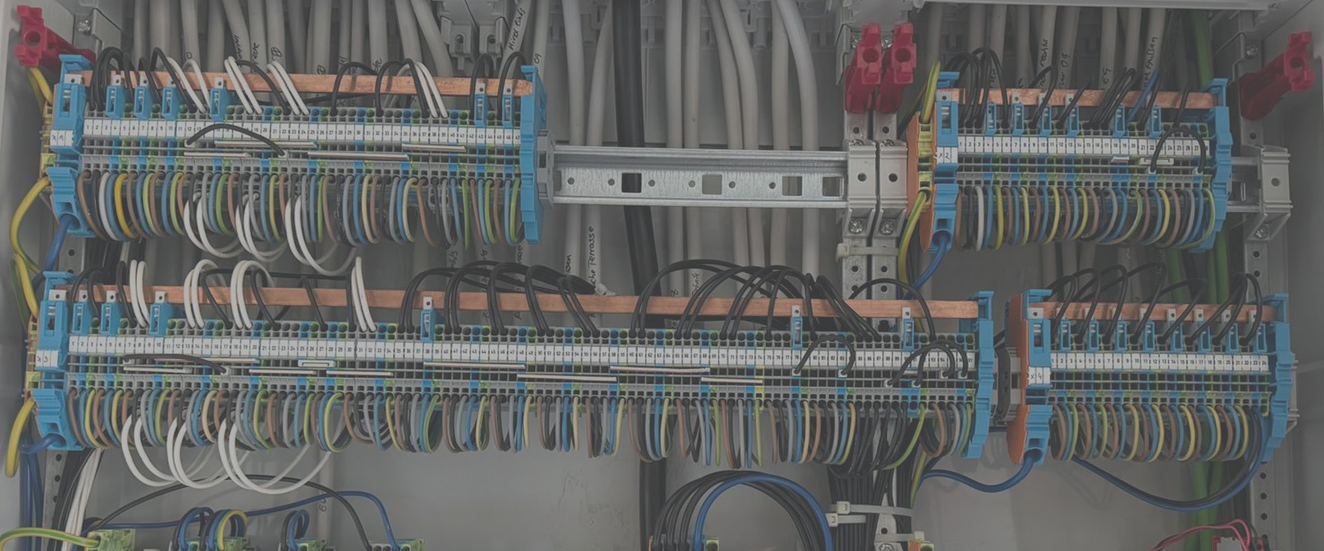 Moderne Elektrotechnik aus Meisterhand